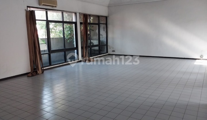 Rumah lokasi Premium & Investasi Tinggi, Imam Bonjol-Surabaya Rumah lokasi Premium & Investasi Tinggi, Imam Bonjol-Surabaya