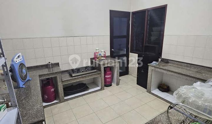 Rumah Siap huni Dengan Row yang Lebar, Gayungsari-Surabaya 2