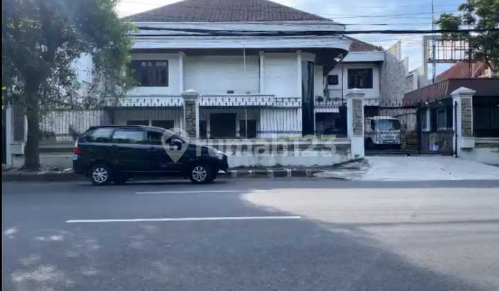 2-Story Business House Ready for Occupancy, suitable for various businesses, Jemursari Main Road - Surabaya