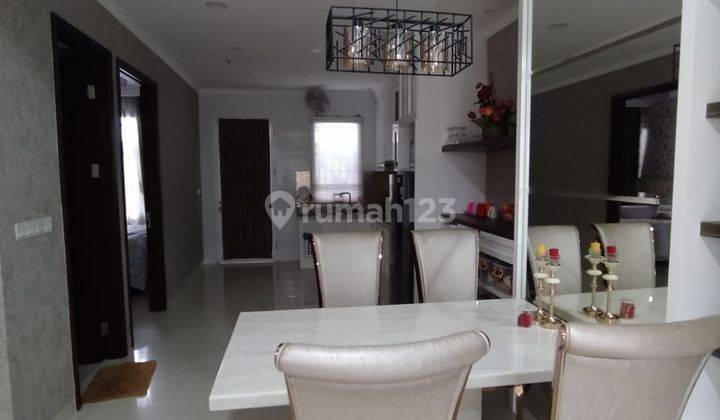 DIJUAL TOWN HOUSE FURNISH DI PURI MANSION, LUAS 142M2 , HARGA RP 5.1M. 2