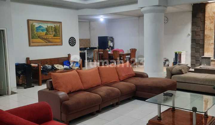 Dijual Rumah 2Lt di Bumi Permata Indah, Luas 231M2, Harga Rp 3M.