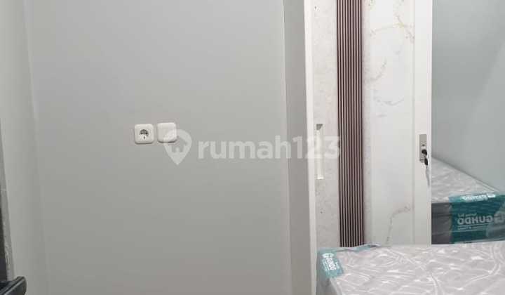 For Sale New 5-Storey Boarding House in Tanjung Duren, 56 Rooms, Land Size 8x17.3m², Price Rp 10 Billion. 2