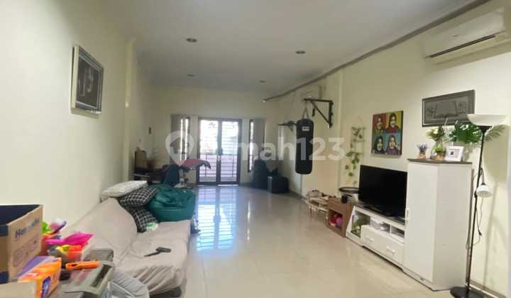 For Rent Min 2 Years 4.5 Floors Shop House in Tanjung Duren Price Rp 315 Million/Year.