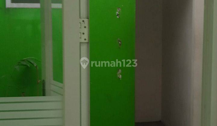 Disewa Min 2th Rumah Di Duri Kepa, Uk 4x24m2, 1 Lantai Harga Rp 60jt/th. 2