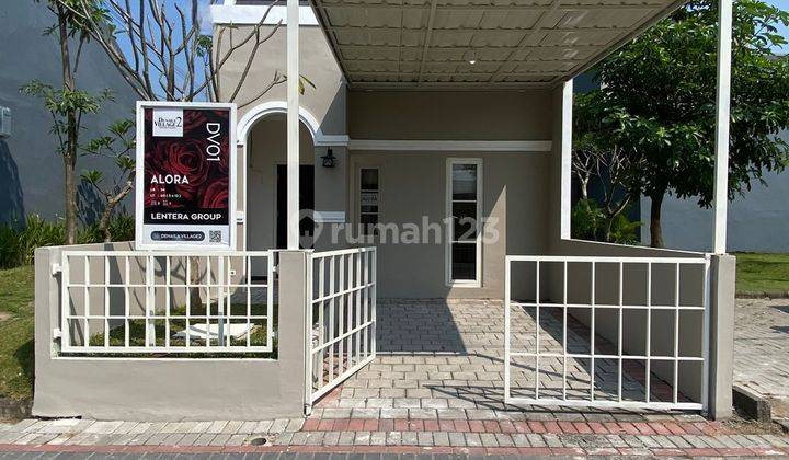 Rumah Minimalis Modern Dekat Winginanom Krian dan Barat Surabaya 1