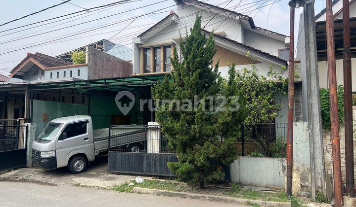 Dijual Rumah Luas Siap Huni 2 Lantai Strategis di Pekayon Bekasi 2