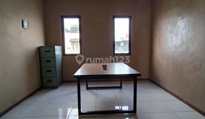 Ruko 3 Lantai Ex Warteg di Villa Pekayon Bekasi  2