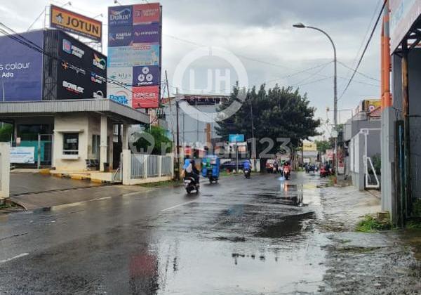 For Rent: Shop House by the Roadside in Pekayon Raya, Bekasi