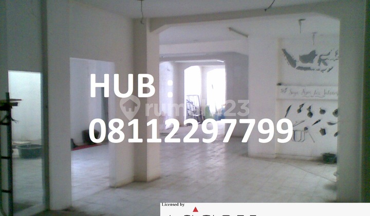 Shop house on Lembong Street, Bandung