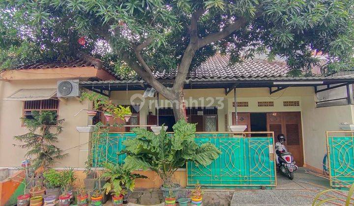 Dijual rumah bersih,terawat,BU 1