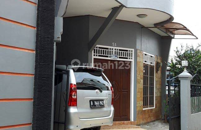 Dijual BU Rumah di hoek ada kolam renang 2