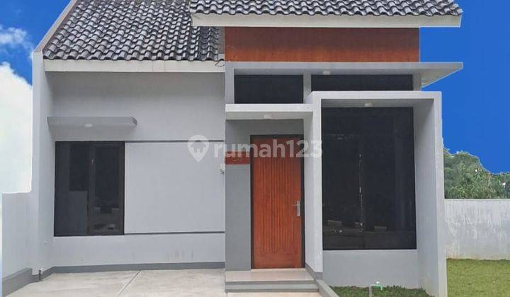 Rumah Hanya 5 Menit Dari Stadium Pakansari Bogor  1