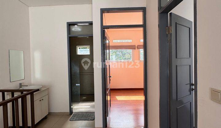 Di Jual Rumah Modern Setraduta Bandung 2