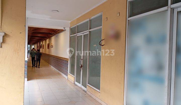 Lelang Ruko 4 Lantai Dibawah Pasar di Komp Revo Mall 2