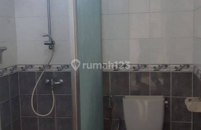 Rumah Istana Regency 2 2 Lantai Semi Furnished 2