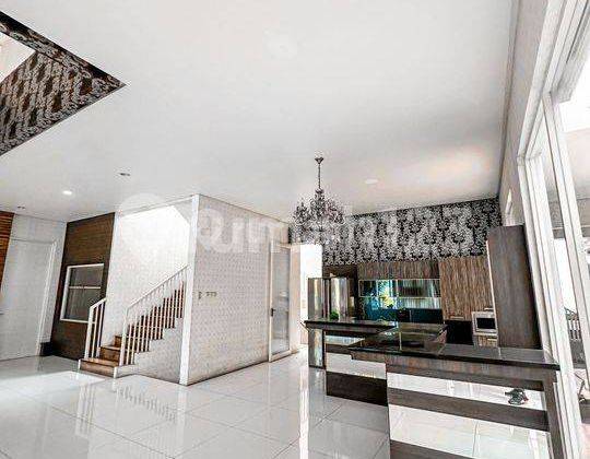 Rumah Mewah Minimalis Modern Raffles Garden Citraland Dkt Pakuwon 2