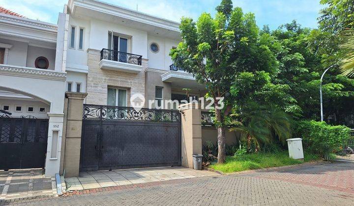 Dijual Rumah Graha Family Surabaya Barat Full Furnish 1