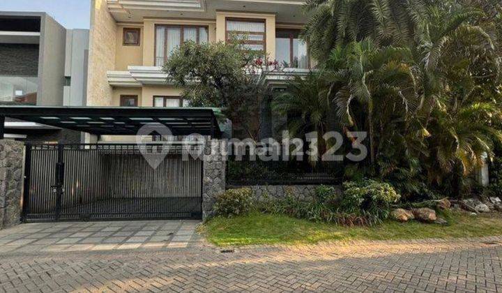 Dijusl Rumah Mewah Graha Family Dian Istana Murah KPR 1