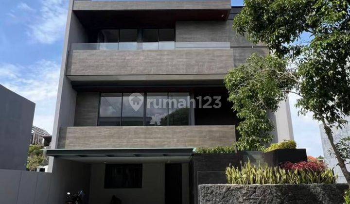 Dijual Rumah Woodland Strategis Mewah Siap Huni 1