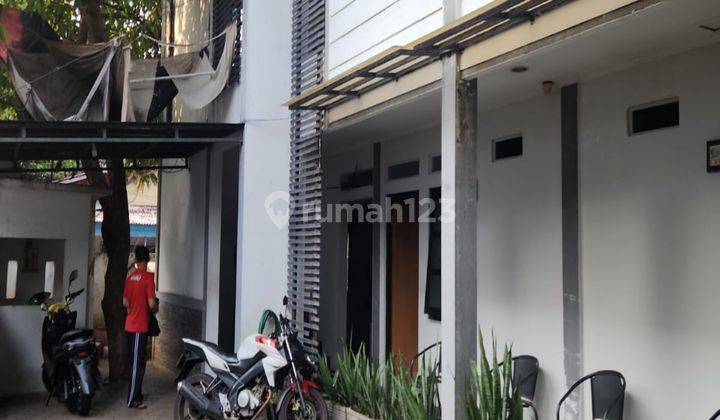 Dijual Rumah Kost 8 Pintu di Kebayoran Baru 2