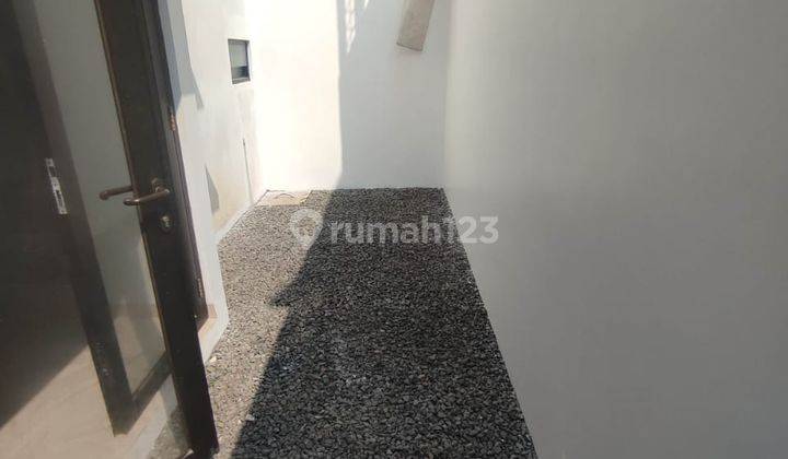 Dijual Rumah Siap Huni Dekat Stasiun Bintaro 2