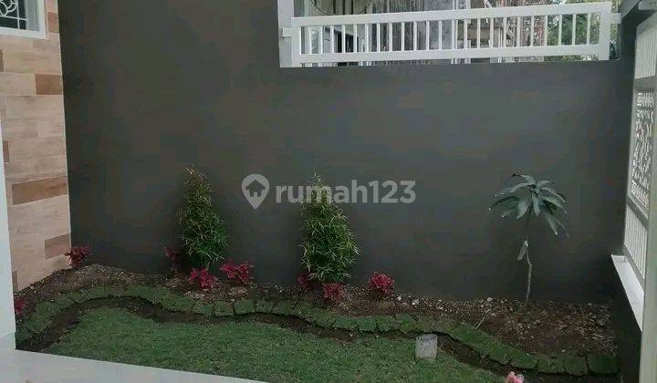 Rumah Bagus di Perumahan Daerah Dinoyo Malang Gmk02894 2