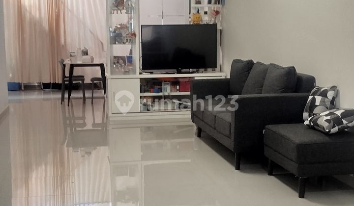 House in Taman Semanan Indah