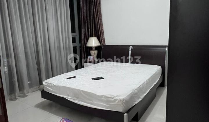 Apartemen 2+1 BR Furnished St. Mortitz, Jakarta Barat