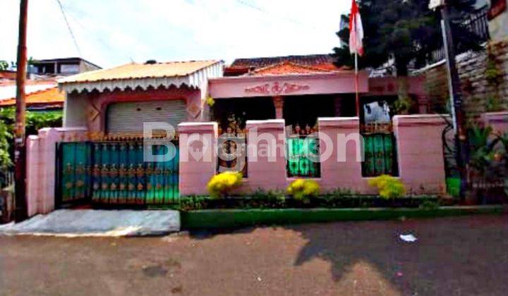 Rumah Estetik Hitung Tanah Di Lokasi Strategis Jakarta Barat Dekat Jalan Panjang, Permata Hijau, Senayan Dan Kebayoran 1