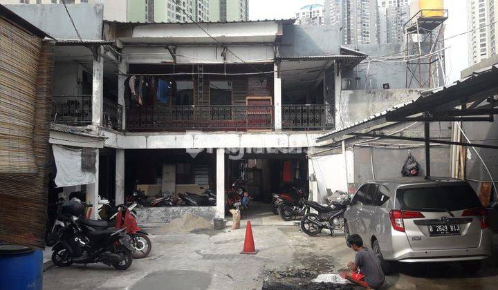 Rumah kos-kosan termasuk kios di Tanjung Duren dekat mall Central Park Jakarta Barat 2