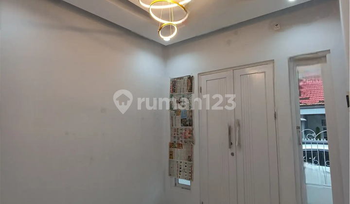 foto lainnya dijual rumah cantik mepet summarecon