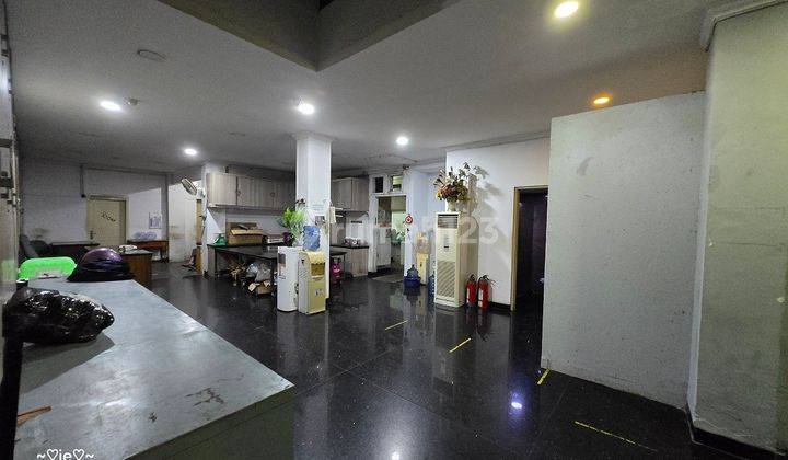 Dijual Gedung 5 Lantai Siap Pakai di Lokasi Strategis Cocok Untuk Perkantoran 1