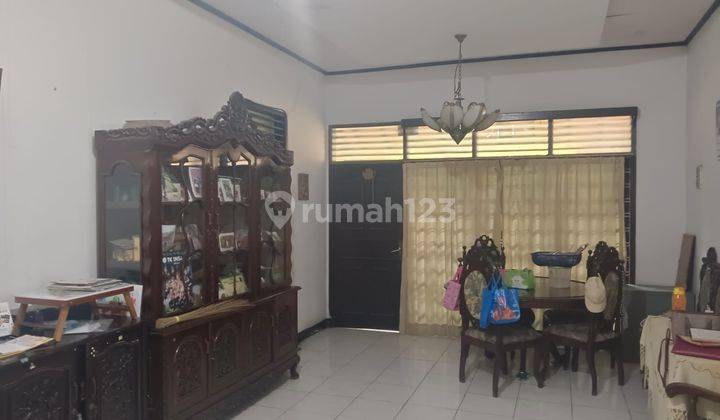 Rumah Minimalis Dengan Tanah Luas Bangunan Full Cocok Untuk Keluarga Besar 2