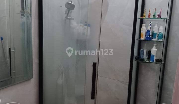 Dijual Rumah 3 Lantai di Cawang Jakarta Timur 2