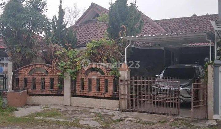 Dijual Rumah Asri Luas Strategis di Banjar Wijaya Tangerang 1