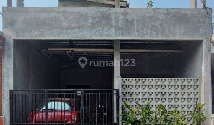 Rumah 2 Lantai Dengan Industrial Style di Duta Harapan Bekasi Utara 1