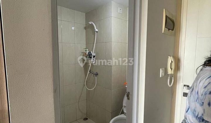 Dijual Apartemen Furnished Siap Huni di Springlake Tower Azolla Summarecon Bekasi 2