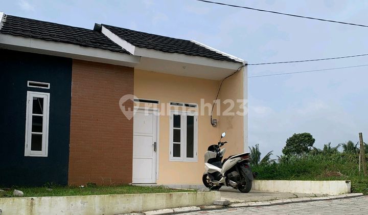 Rumah Murah dengan View Pegunungan Nyaman Dekat Setasiun dan Exit Tol Rumah Murah dengan View Pegunungan Nyaman Dekat Setasiun dan Exit Tol
