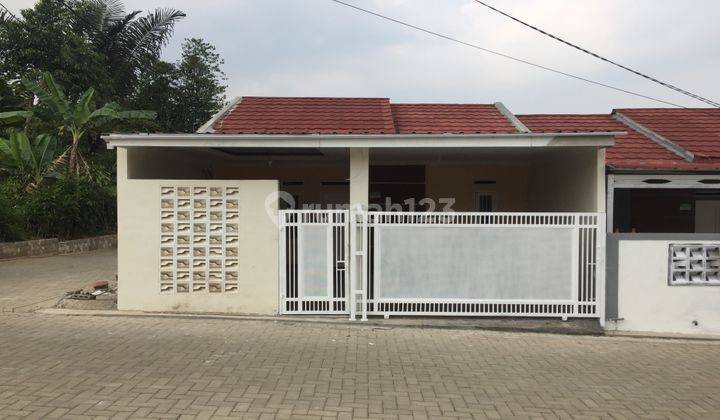 Dijual Rumah Lokasi Strategis Dekat Pintu Tol Bocimi Bisa Kpr 1