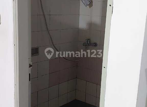 Disewakan Rumah Siap Huni 2 Lantai Dekat Stasiun KRL dan Kereta Bandara 2