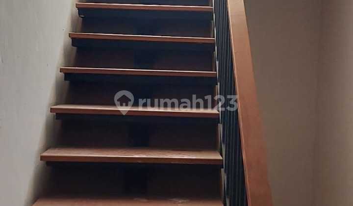 Ruko Gandeng 3 Lantai Golden Boulevard Bsd