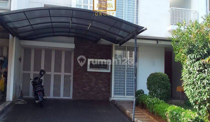 Rumah 2 Lantai Minimalis One Gate System Dekat Senayan 2