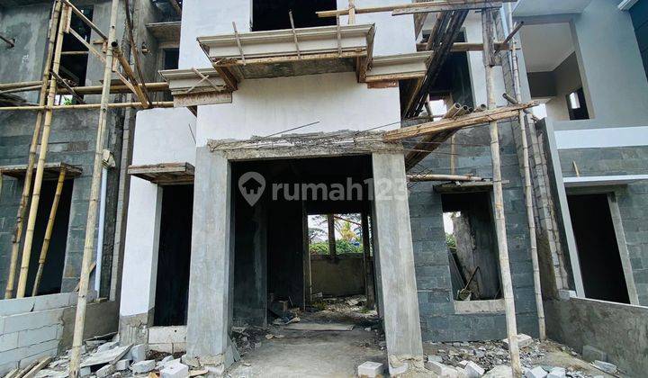 Dijual Rumah 2 Lantai Design Modern Bawah Jtp 3 di Kota Batu  2