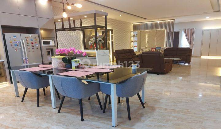 Dijual Rumah Mevvah Cantik Full Furnish Golf Island Dengan Kolam Renang 1