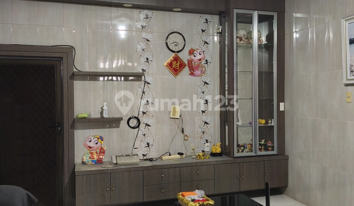 Rumah Thamrin Furnished