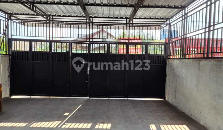 Ruko Nangka Dekat Adam Malik 