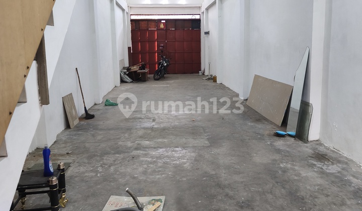 Shophouse Around Bandung, Surabaya Ready to Occupy Shophouse Around Bandung, Surabaya Ready to Occupy