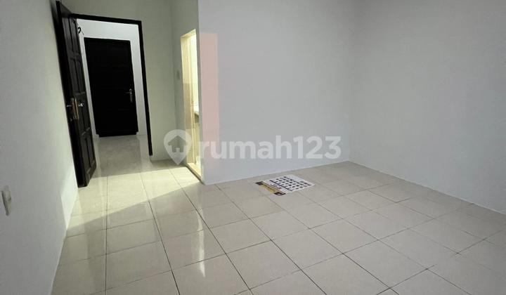 Rumah Kompleks Bakti Luhur