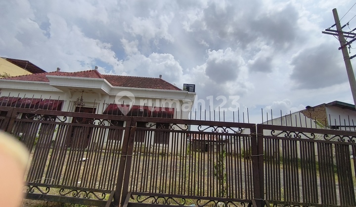 Land and Buildings on Church Street 1