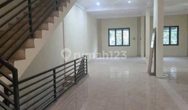 Attached Shophouse on Ring Road Attached Shophouse on Ring Road